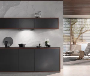 DAS 4630 Obsidianschwarz