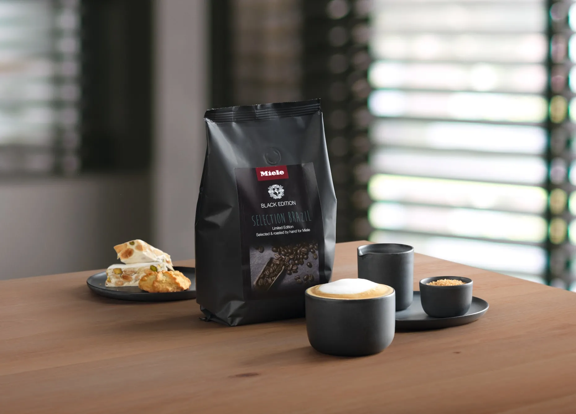 miele_black_edition_spezi_2.webp Miele Black Edition Spezialitätenkaffee SelectionBrazil