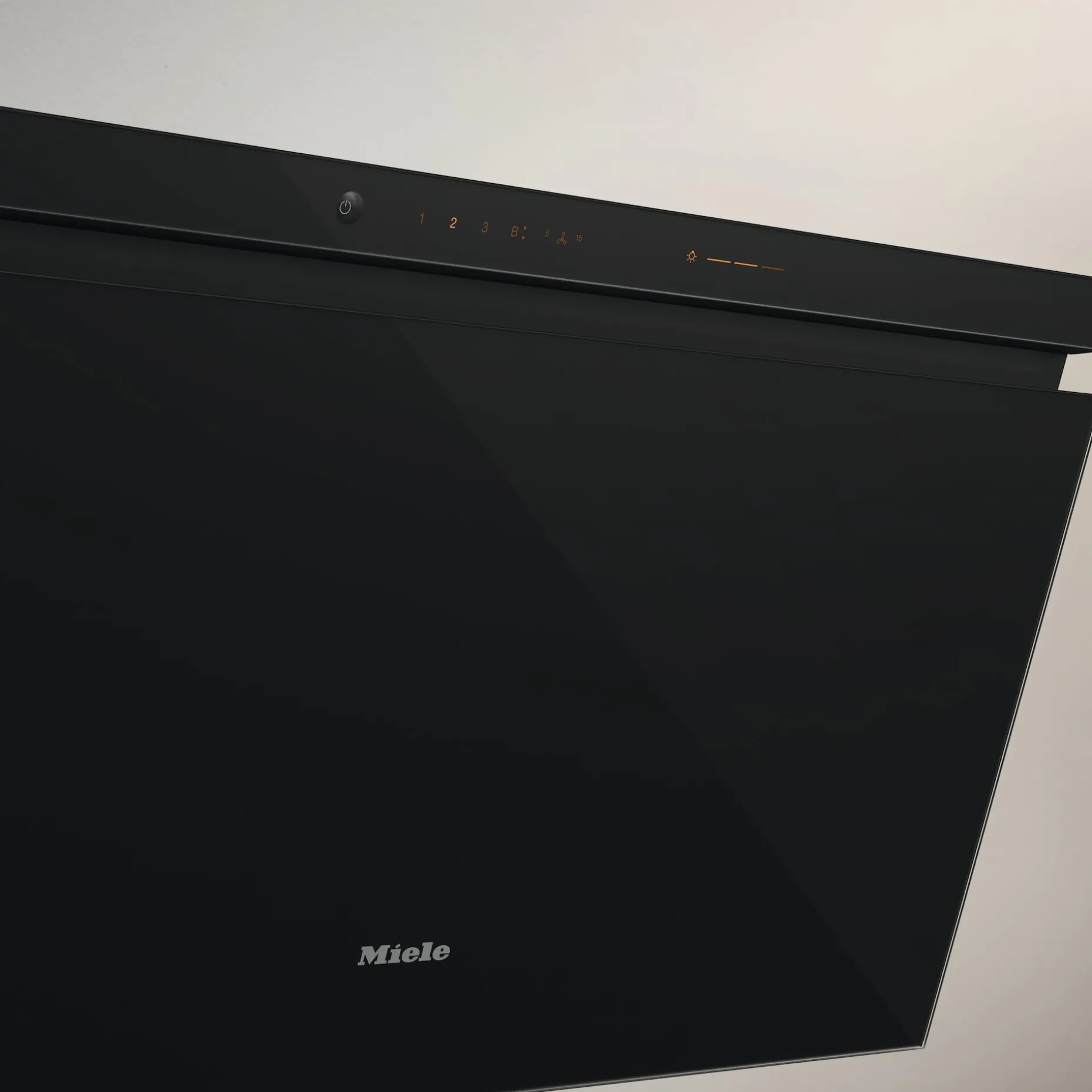 dah__sienna_obsidianschwa_2.webp DAH 4870 Sienna Obsidianschwarz